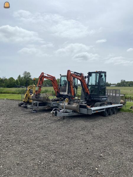 2.5-3 ton te huur met machinist 