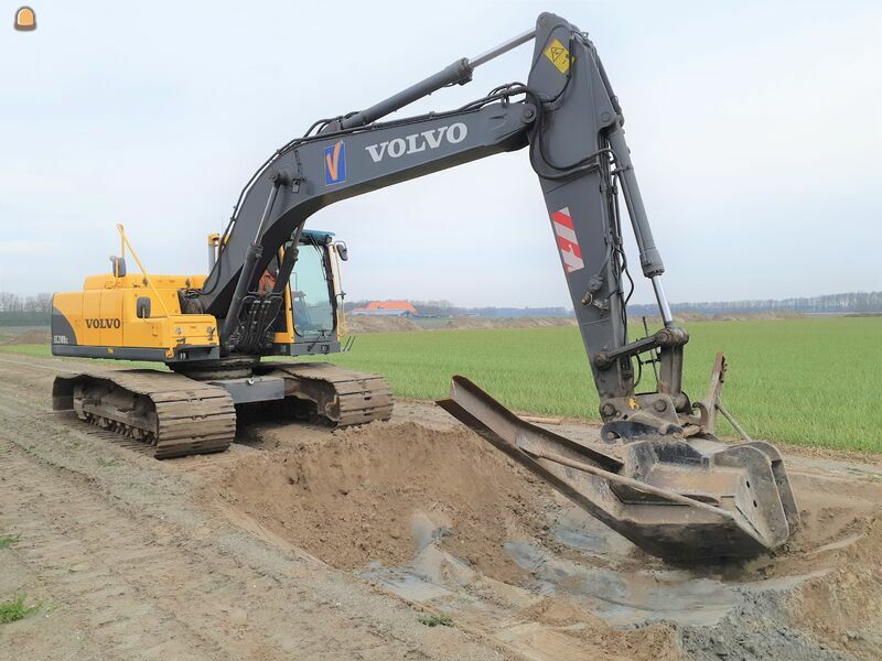 Volvo EC220