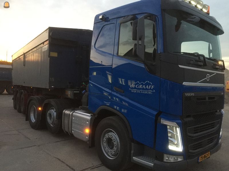 Volvo 6x2 + Kiptrailer