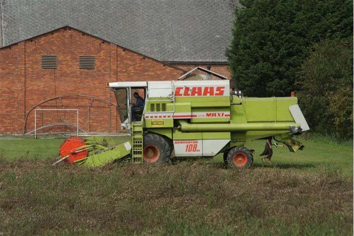 Claas Dominator 108