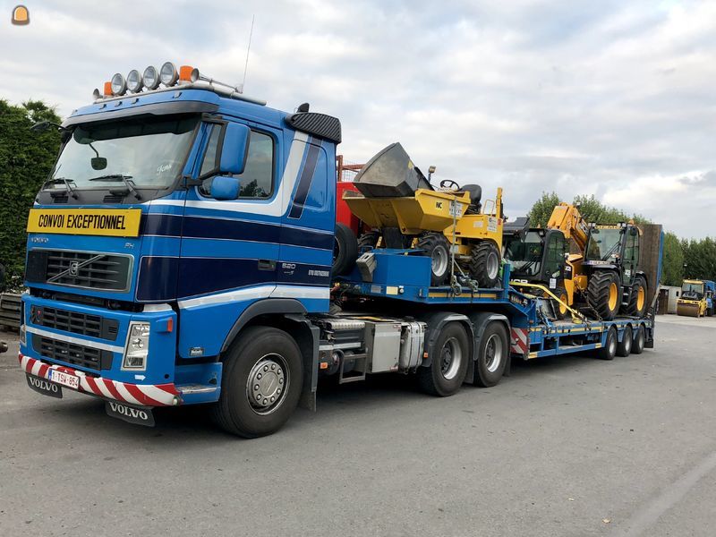 Transport voor de wegenbouw: machines en grondstoffen