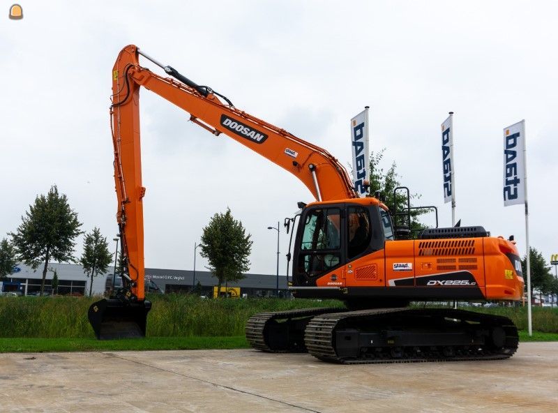 Doosan DX225LC-5 SLR