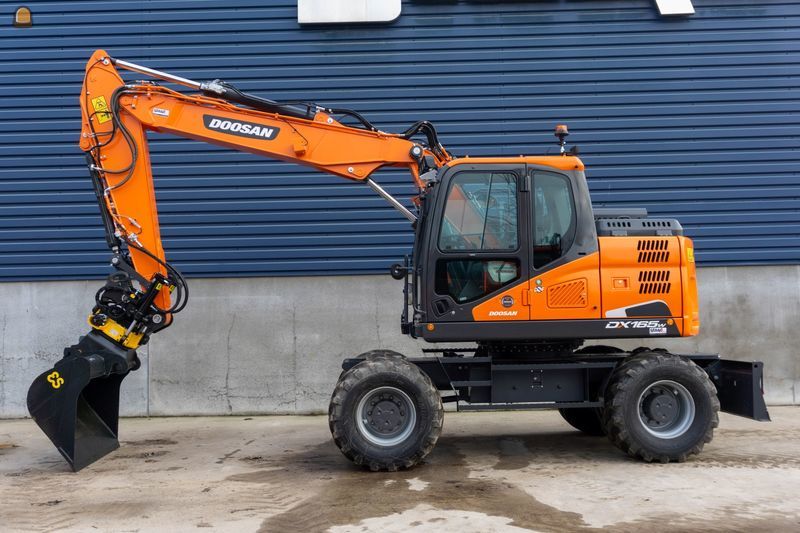 Doosan DX165W-5 met DKS