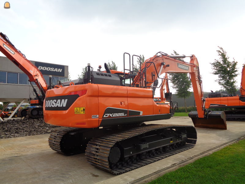 Doosan DX225LC-5