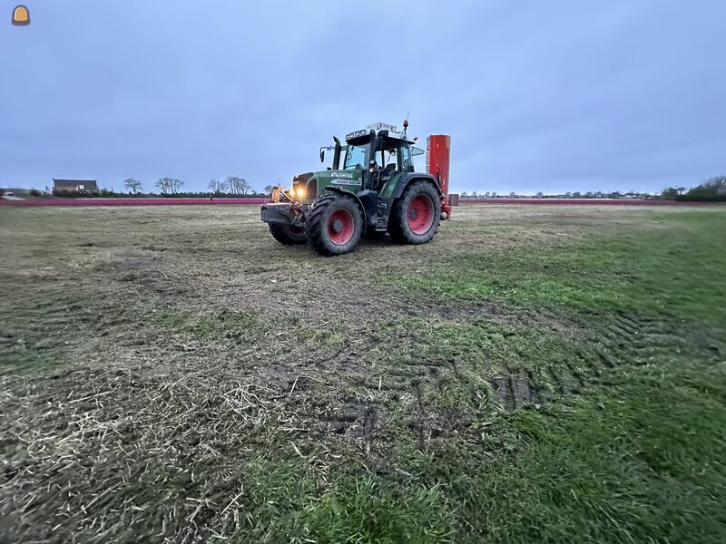 Fendt 820 + kipper, kilver,