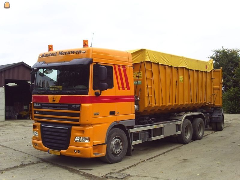 DAF 105XF Containerwagen 6x2