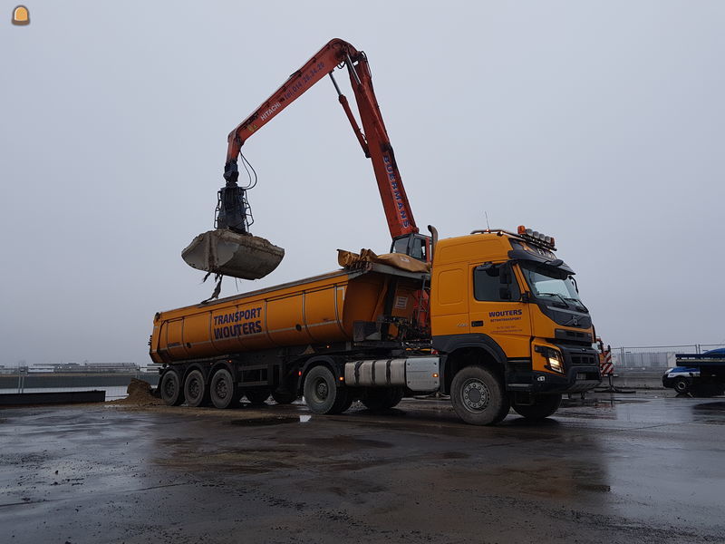 Volvo combinatie trekker - kipper oplegger