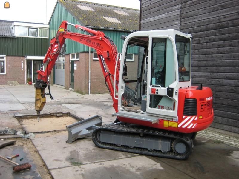 Takeuchi TB135