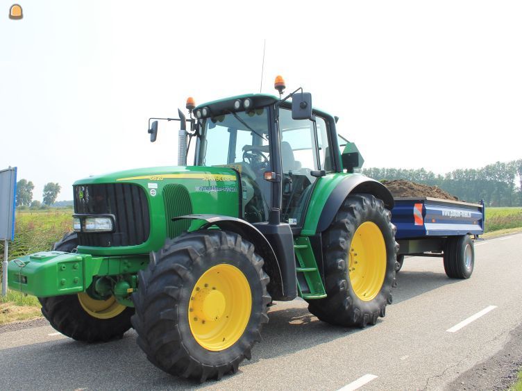 Trekker met gronddumper 5m3