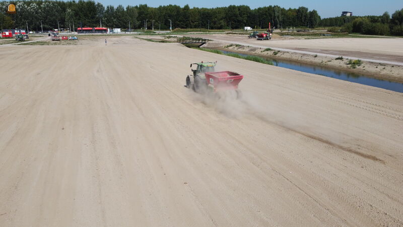 Tractor + GKB Sandmover