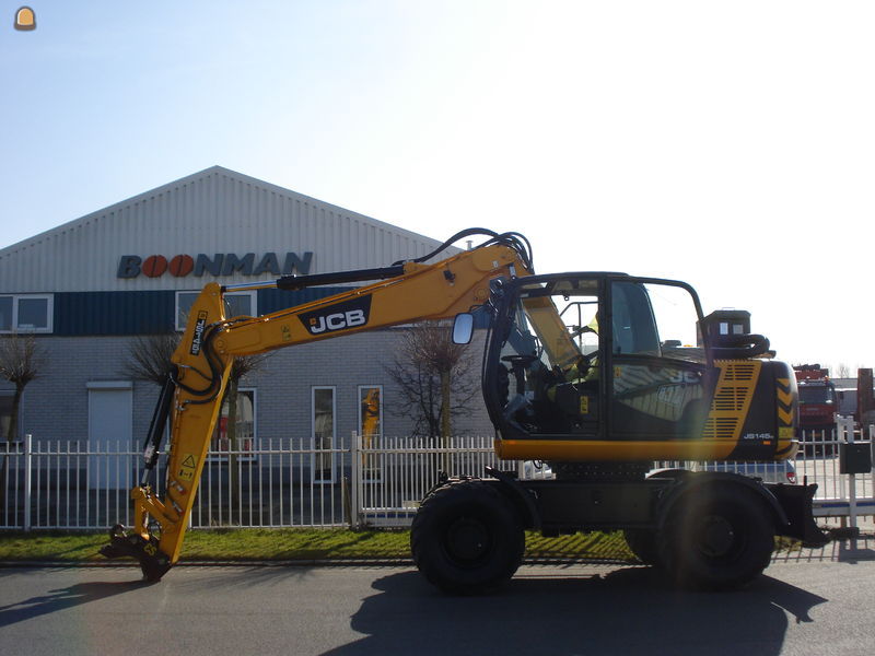 JCB JS 145 W