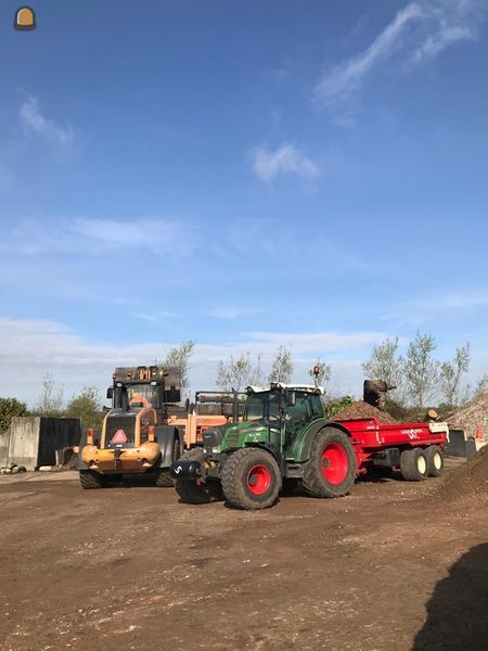 Fendt 211 Vario + 7m3 dumper