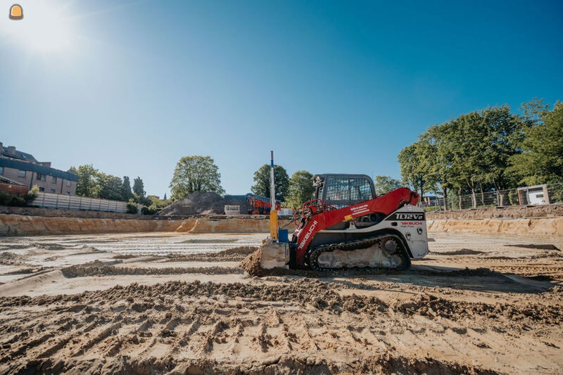 Takeuchi TL12V met sturing