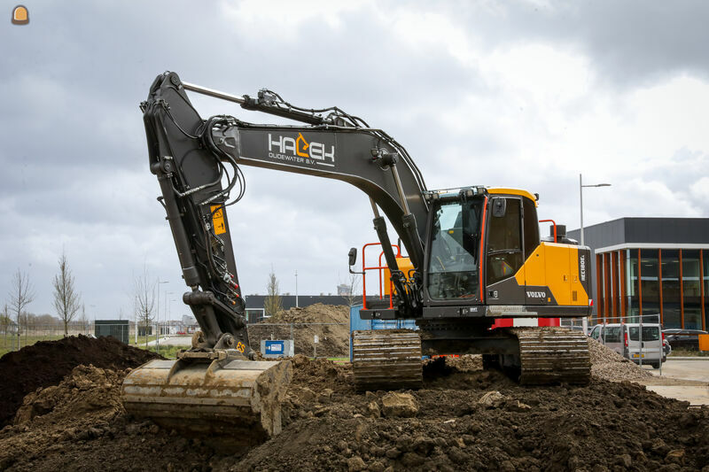 Volvo EC180E