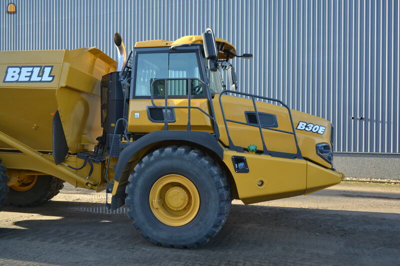 Bell B30E knik dumper