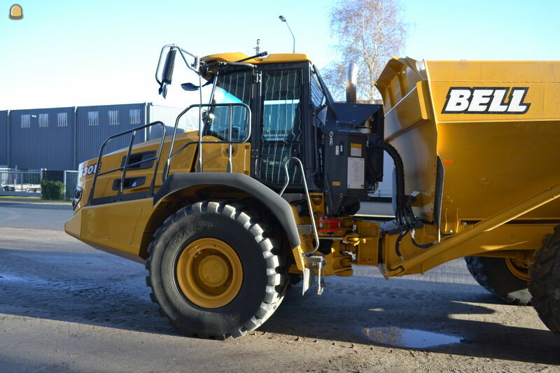 Bell B30E knik dumper