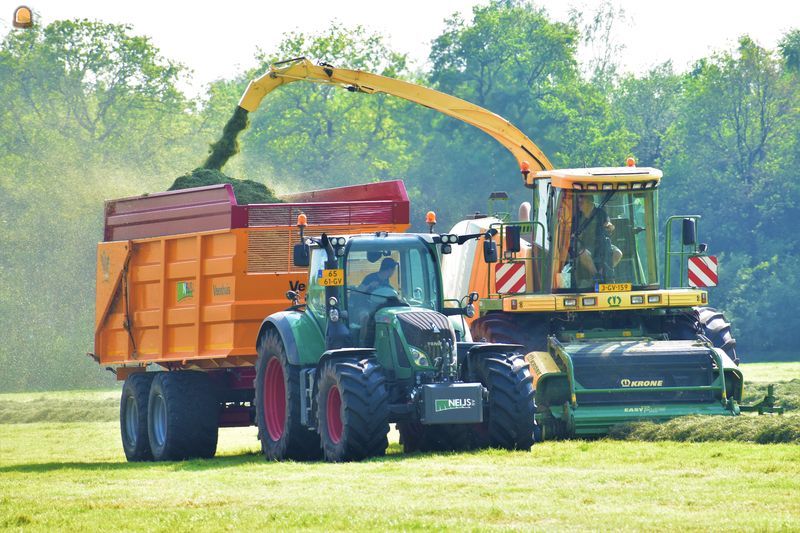 Fendt + Veenhuis silagekippers