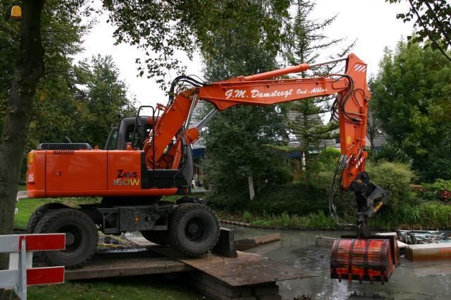 Hitachi Zaxis 160