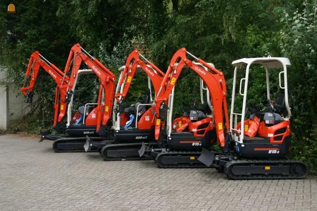 Kubota U15 (2x)