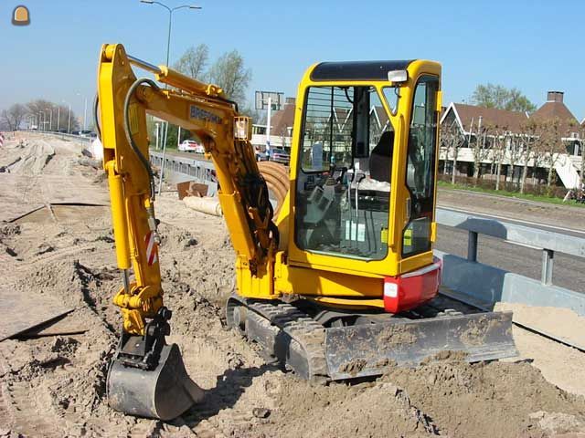 Takeuchi TB228