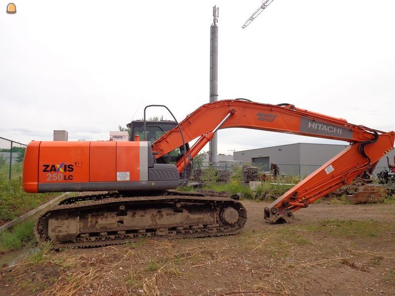 Hitachi zx210lc