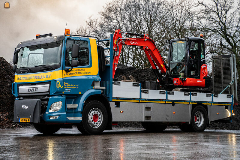 DAF CF350FA + Kubota K042-4