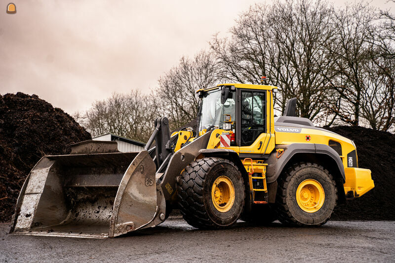 Volvo L120H 2022