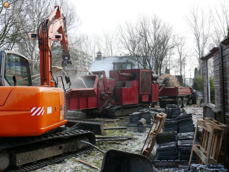 Stark chipper inclusief kraan met sorteerknijper