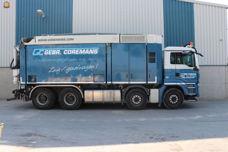 Man Graafzuigwagen 8X4 met rotorkop