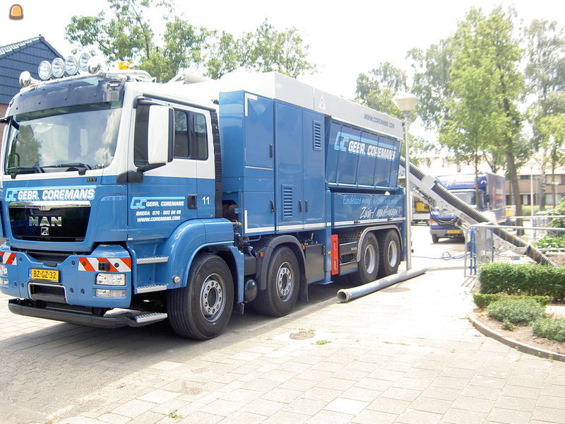 Man Graafzuigwagen 8X4 met rotorkop