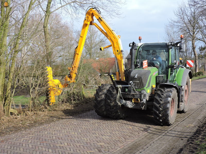 Fendt 311 met Herder