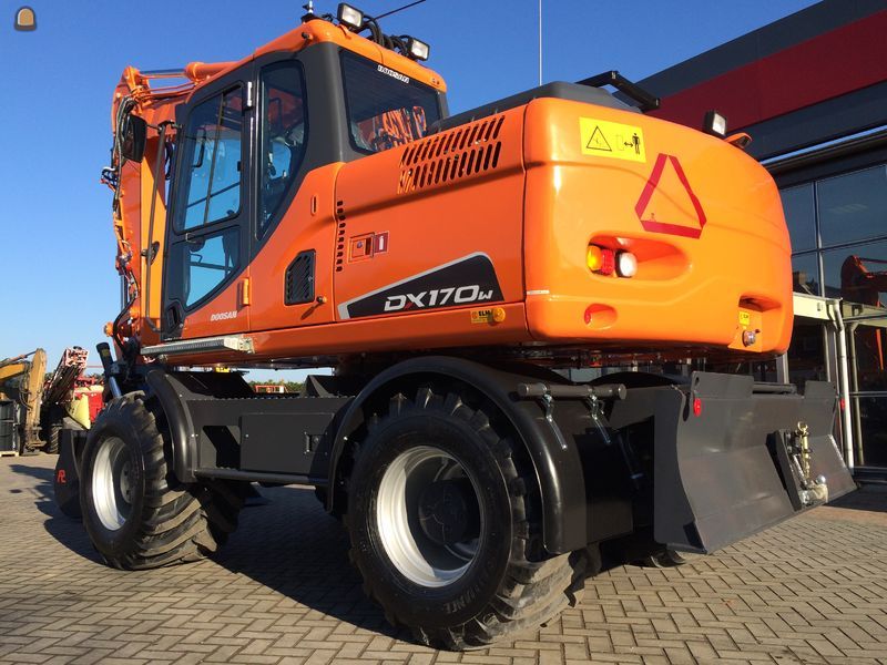 Doosan  DX170W + DKS