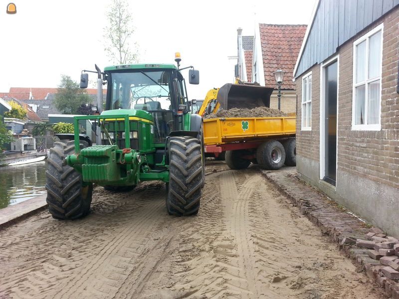 John Deere + driezijdige kipper