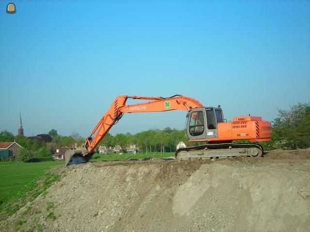 Hitachi EX 215