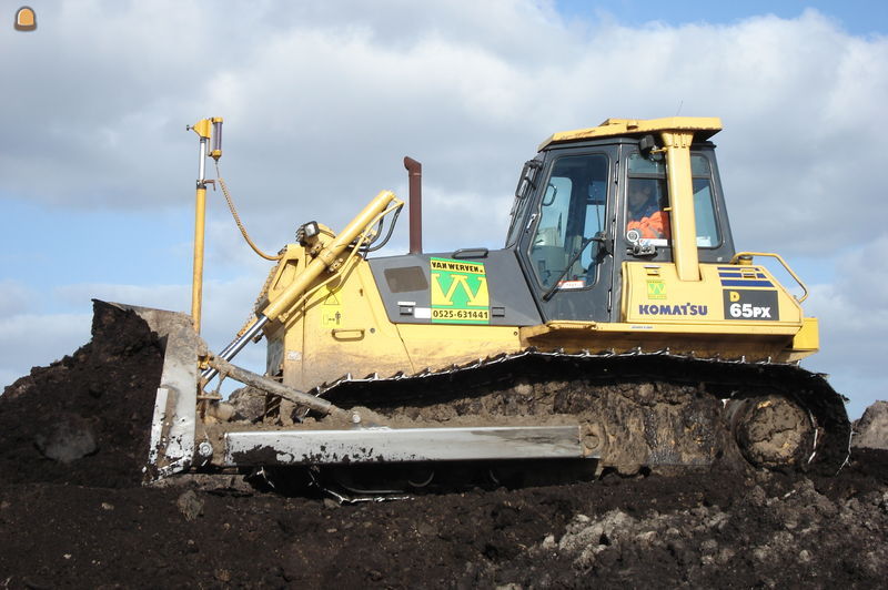 Komatsu D65PX