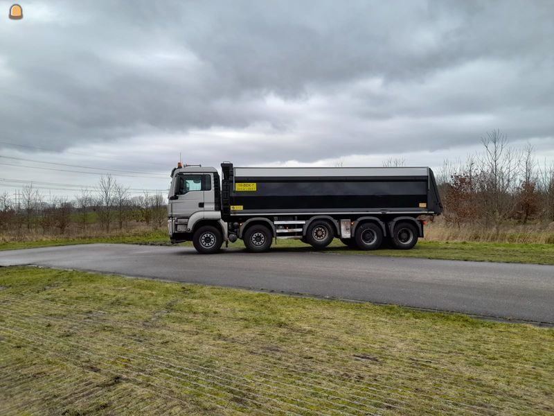 MAN 10*4 Kipperauto + milieukleppen