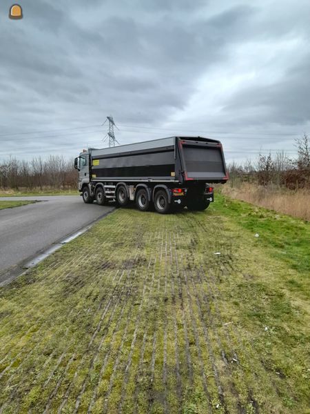 MAN 10*4 Kipperauto + milieukleppen