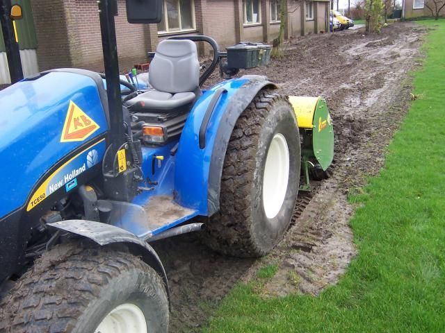 2x Newholland TCE-50/3040