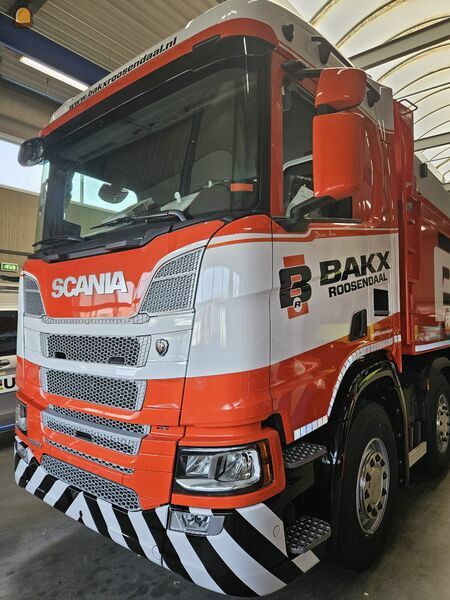 Scania 10x4