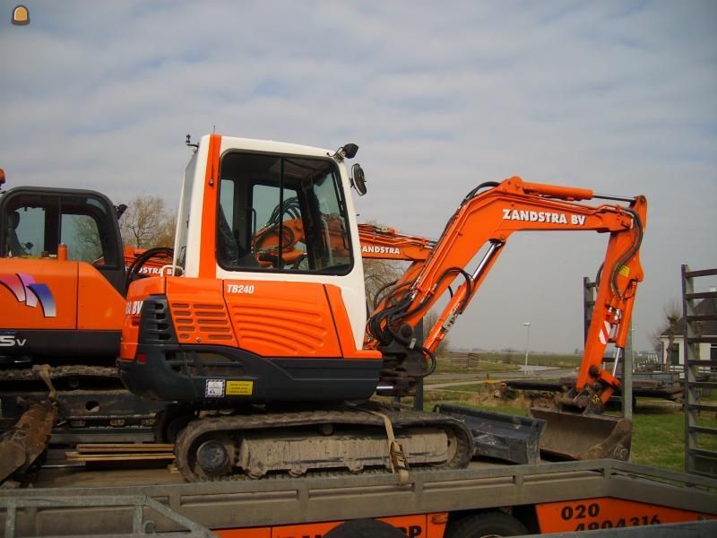 Takeuchi TB240