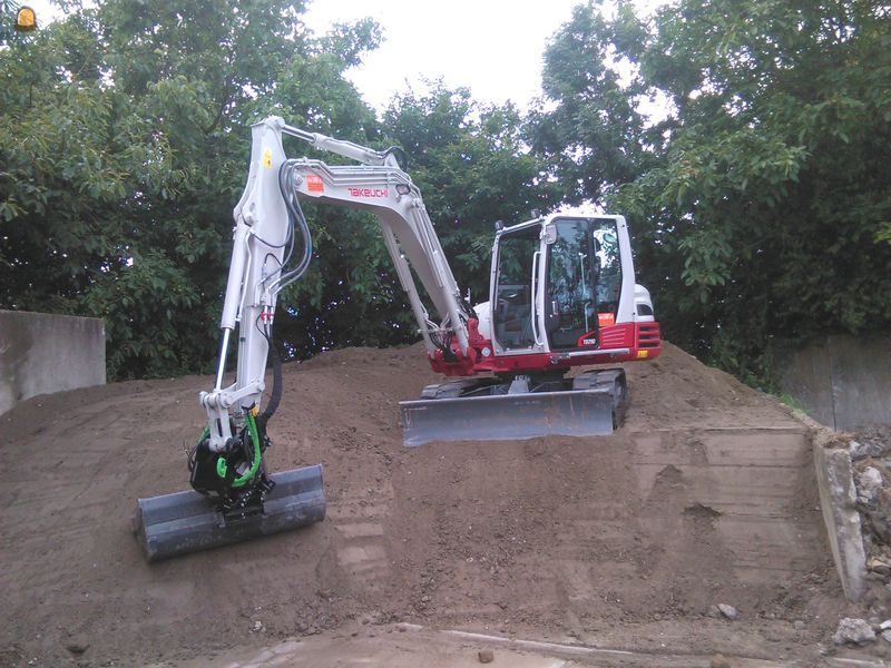 Takeuchi TB290