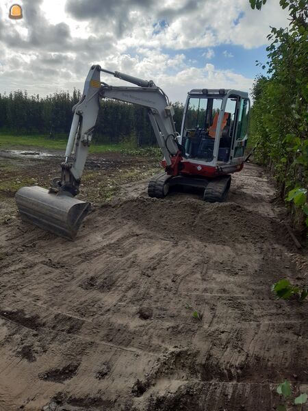 Takeuchi TB 135 en TB 250