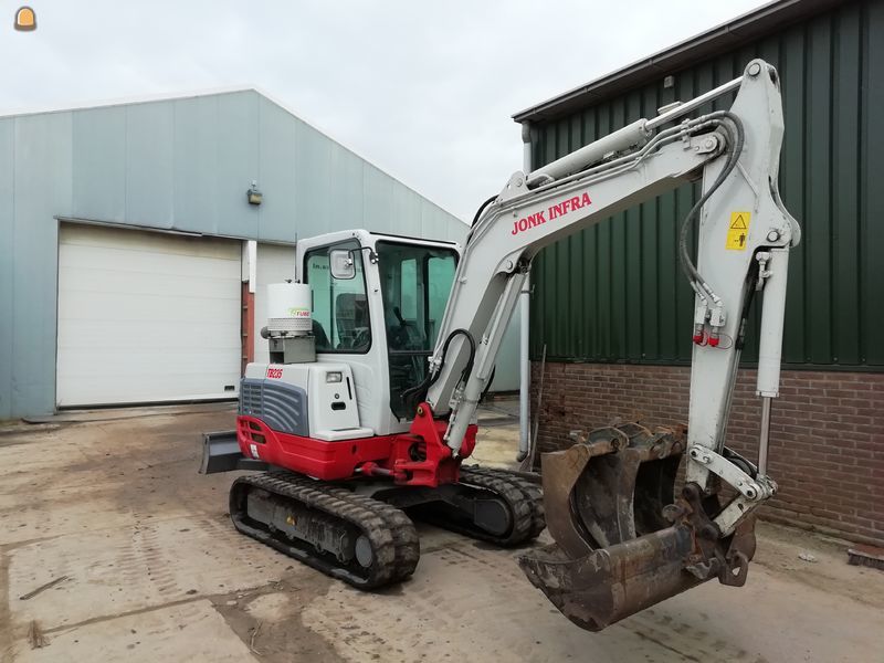 Takeuchi TB235 (evt.overdruk)