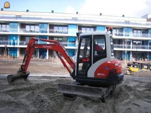 Takeuchi TB228