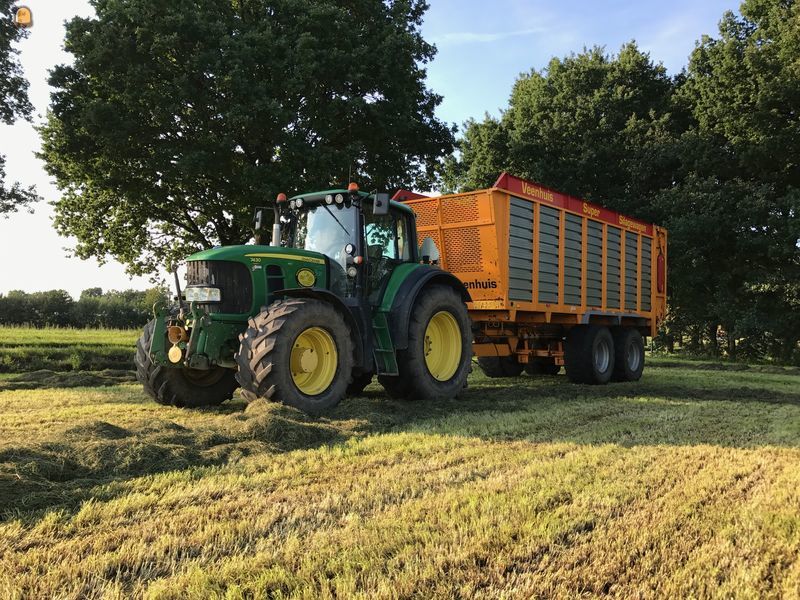 JD 7430 + Veenhuis