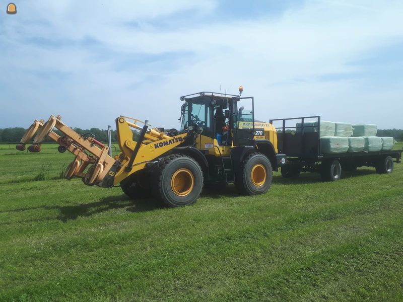 Komatsu 270 + balenklem + balenwagen