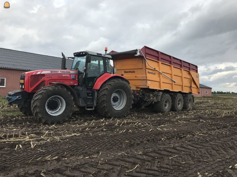 MF 8470 + Veenhuis 30 t