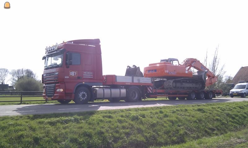 Daf XF met dieplader