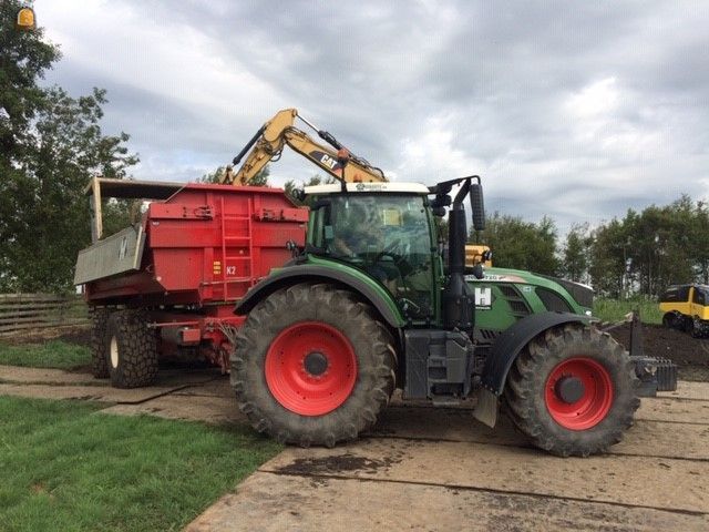 Beco Maxxim 220 14 m3 met kleppen