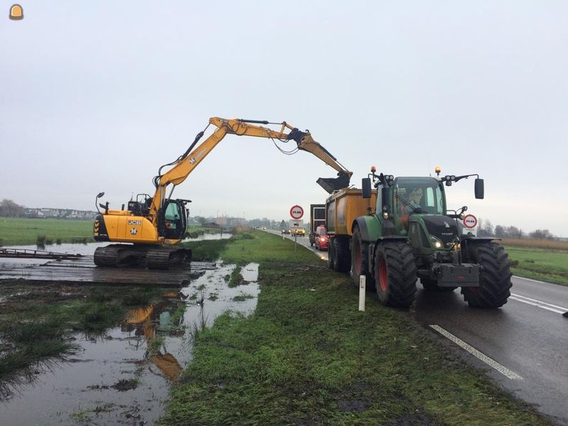 Vloeistofdichte baggerwagen 20 m3 gestuurd